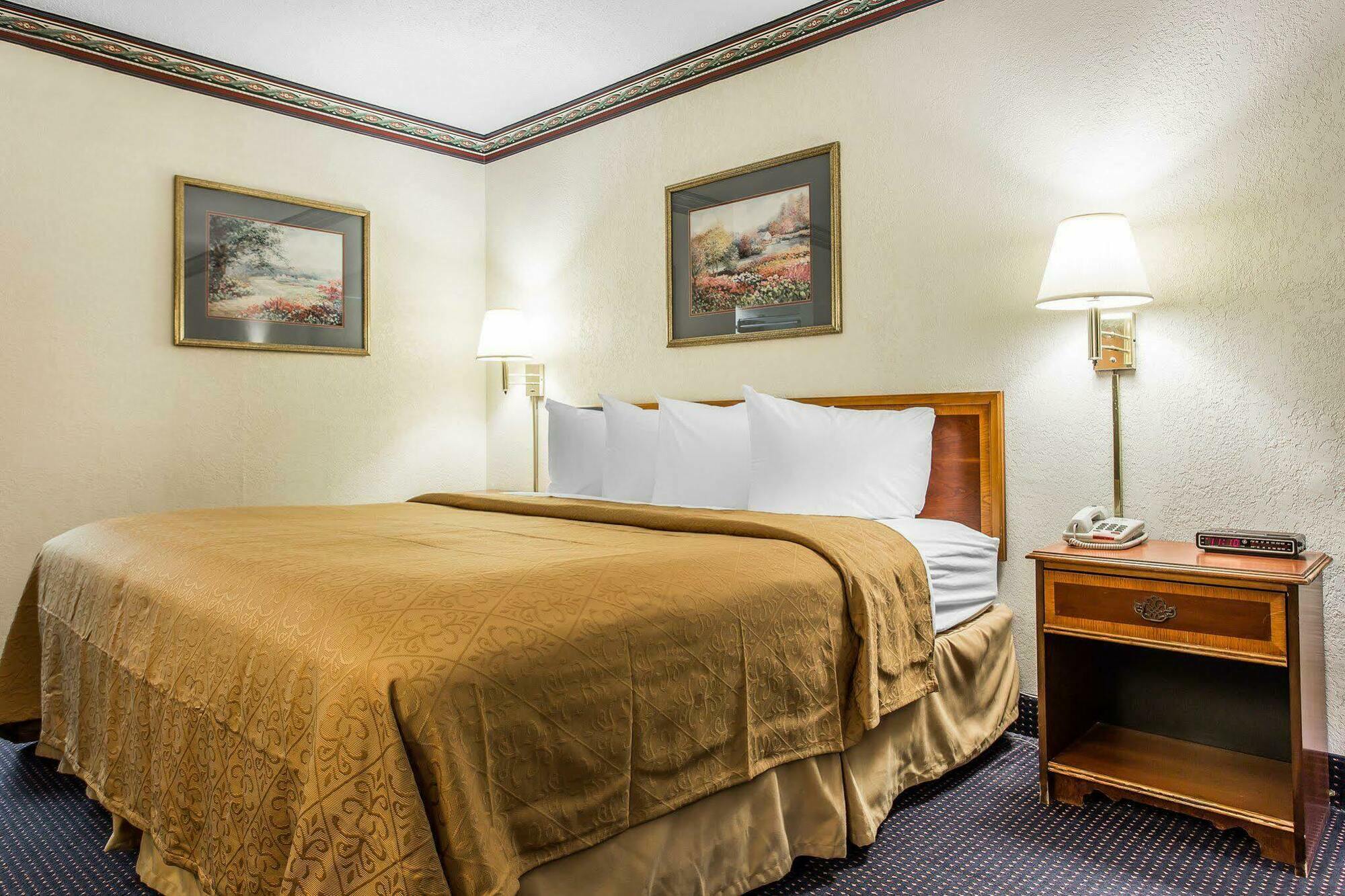 Quality Inn St George I-95 St. George Exterior photo